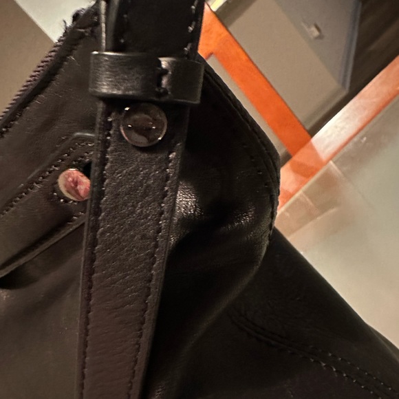 Sale 🔥Like NEW!! BOTKIER Bucket Leather Hobo Bag - Picture 6 of 15